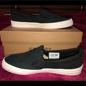 Size 9 Sperry slip ons